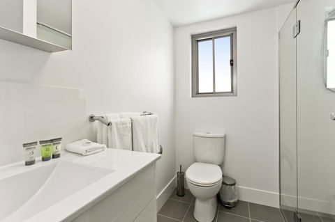 Arise Princess Regent Apartments - Accommodation Asia 6