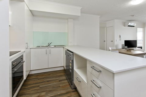 Arise Princess Regent Apartments - Accommodation Asia 4