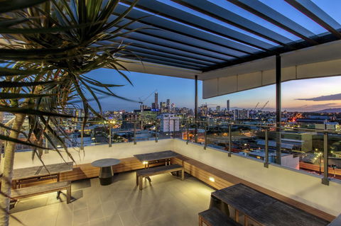 Code Apartments - Accommodation Guide 2