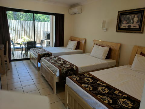Novena Palms Motel - Accommodation Asia 23