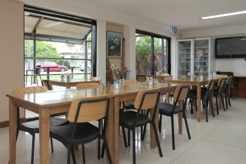 Novena Palms Motel - Accommodation Asia 27