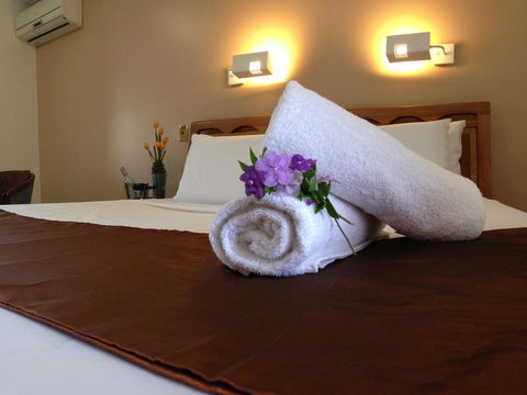 Novena Palms Motel - Accommodation Asia 15