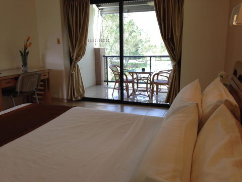 Novena Palms Motel - Accommodation Asia 14