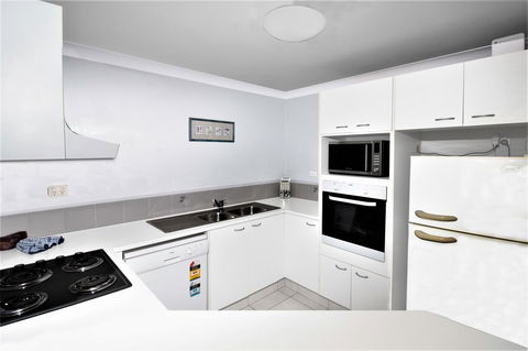Key Largo Holiday Apartments - Accommodation Asia 6