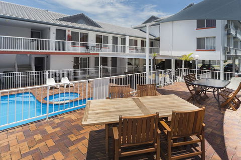 Sunshine Beach Resort - Accommodation Asia 5