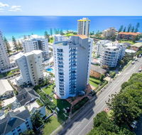 Rainbow Commodore Apartments - Accommodation Asia