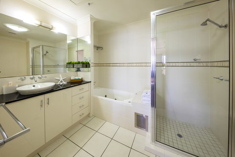 Jack And Newell Holiday Apartments - Accommodation Asia 29