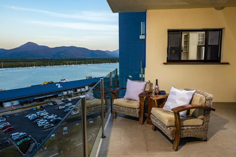 Jack And Newell Holiday Apartments - Accommodation Asia 43