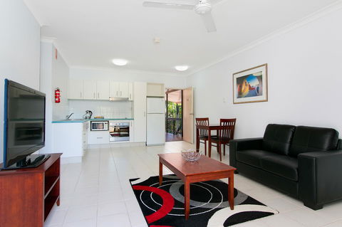 Cairns City Palms - Accommodation Asia 8