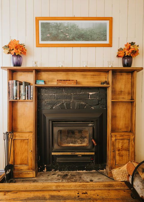 Apple Blossom Cottages - Accommodation Guide 5