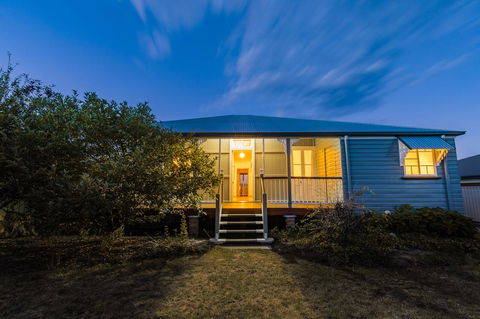 Apple Blossom Cottages - Accommodation Guide 0