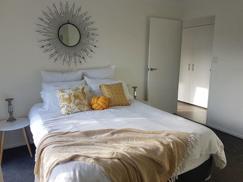Beautiful Home- Walk To Beach-Short Drive To Noosa - Accommodation Asia 4