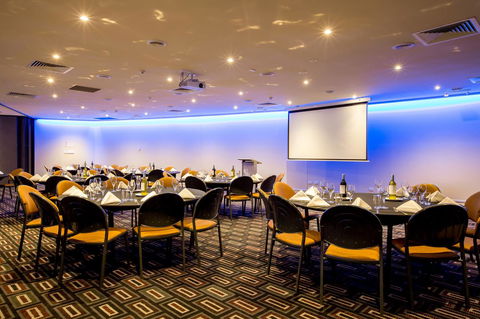 DoubleTree By Hilton Cairns - Accommodation Guide 37