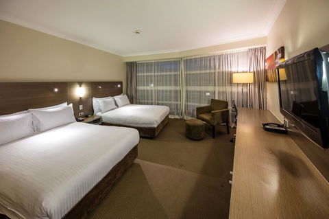 DoubleTree By Hilton Cairns - Accommodation Guide 14