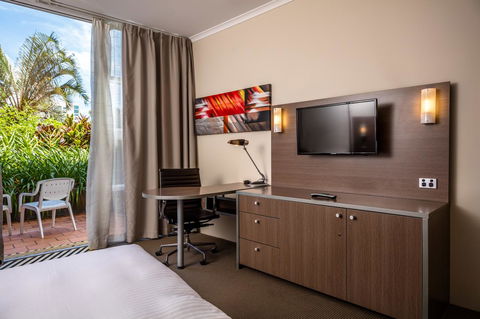 DoubleTree By Hilton Cairns - Accommodation Guide 33