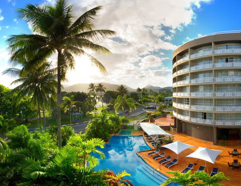 DoubleTree By Hilton Cairns - Accommodation Guide 0