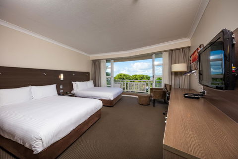 DoubleTree By Hilton Cairns - Accommodation Guide 30