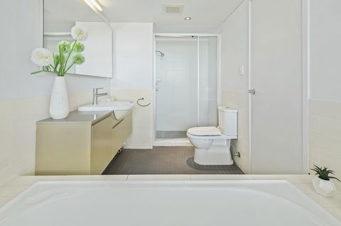 Azure Sea Whitsunday Resort - Accommodation Guide 38