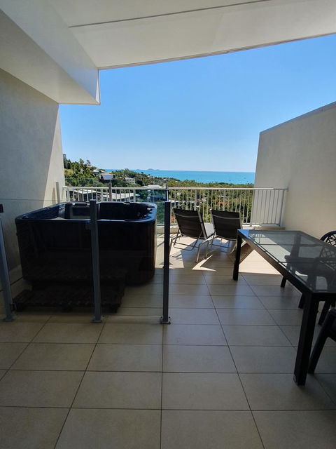 Azure Sea Whitsunday Resort - Accommodation Guide 24