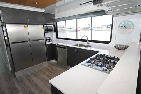 Coomera Houseboats - Accommodation China 37