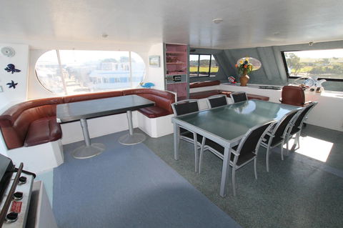 Coomera Houseboats - Accommodation China 19