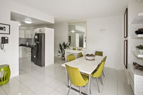 Rimini Holiday Apartments - Accommodation Asia 12