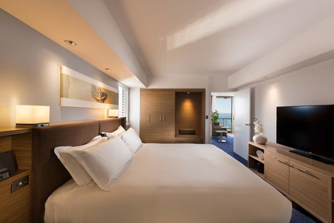 Sofitel Gold Coast Broadbeach - Accommodation Guide 5