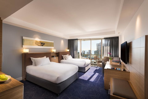 Sofitel Gold Coast Broadbeach - Accommodation Guide 20