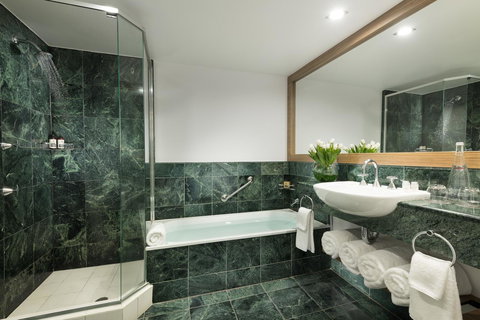 Sofitel Gold Coast Broadbeach - Accommodation Guide 2