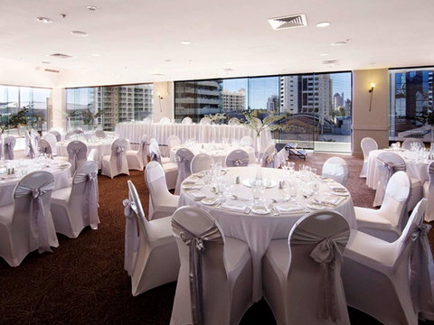 Sofitel Gold Coast Broadbeach - Accommodation Guide 36