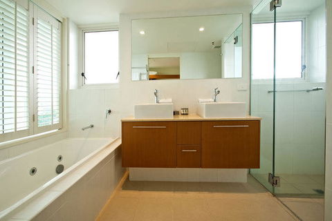Lanai Riverside Apartments - Accommodation China 39