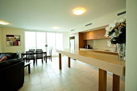 Lanai Riverside Apartments - Accommodation China 9