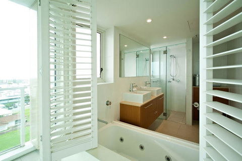 Lanai Riverside Apartments - Accommodation China 38