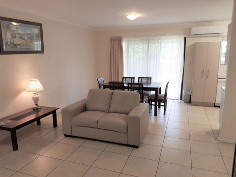 The Palms Motel - Accommodation Asia 10