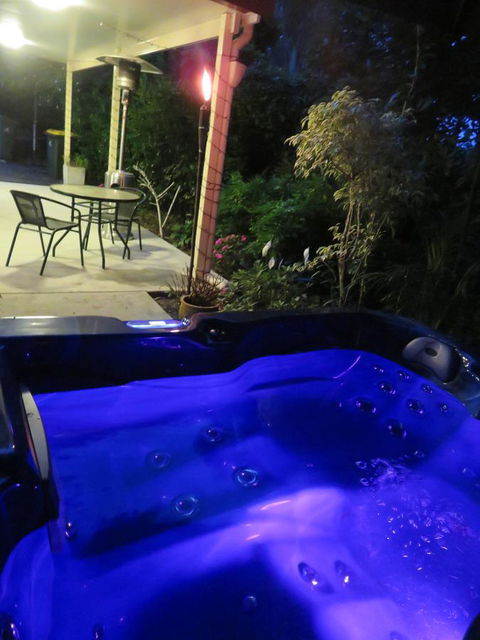 Shasta Place - Accommodation Asia 7