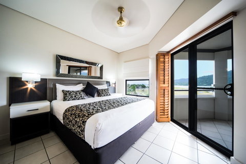 Portside Whitsunday Luxury Holiday Apartments - Accommodation Asia 10