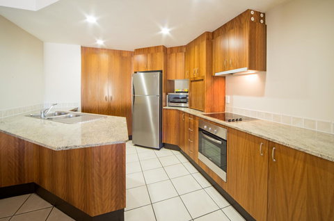 Portside Whitsunday Luxury Holiday Apartments - Accommodation Asia 8