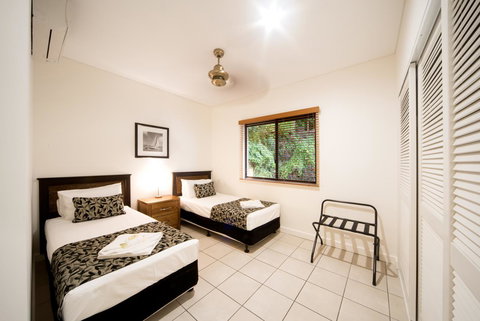 Portside Whitsunday Luxury Holiday Apartments - Accommodation Asia 21
