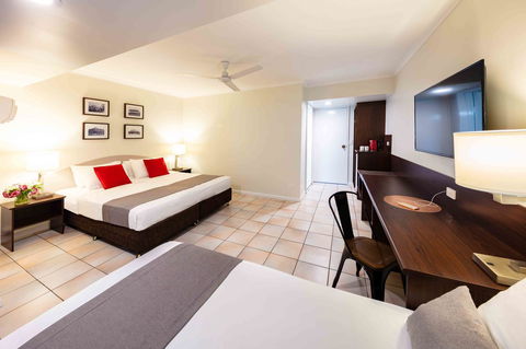 Hides Hotel - Accommodation Asia 7