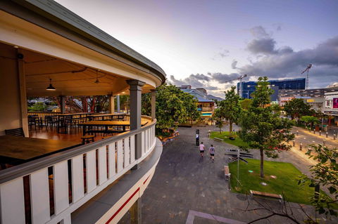 Hides Hotel - Accommodation Asia 26