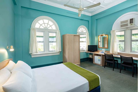 Hides Hotel - Accommodation Asia 20