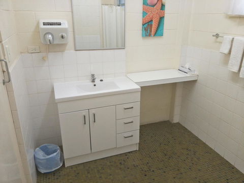 Arkana Motel - Accommodation Asia 43