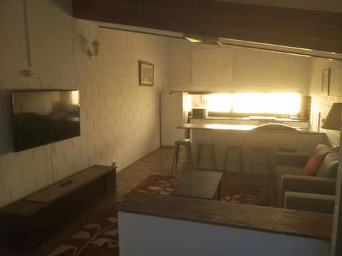 Arkana Motel - Accommodation Asia 4