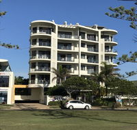 Meridian Alex Beach Apartments - Accommodation Asia