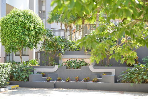 The Oasis Apartments - Accommodation Guide 1