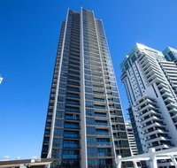 High Floor Ocean View Suites Broadbeach - Accommodation China