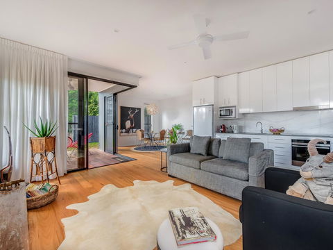 Sam's Buderim Mountain Guest House - Accommodation Guide 0