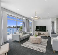 Havana Blue - Large 4 Bedroom Family Home - Accommodation China