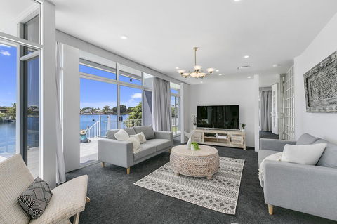 Havana Blue - Large 4 Bedroom Family Home - Accommodation China 0