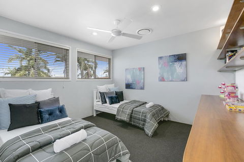 Havana Blue - Large 4 Bedroom Family Home - Accommodation China 17